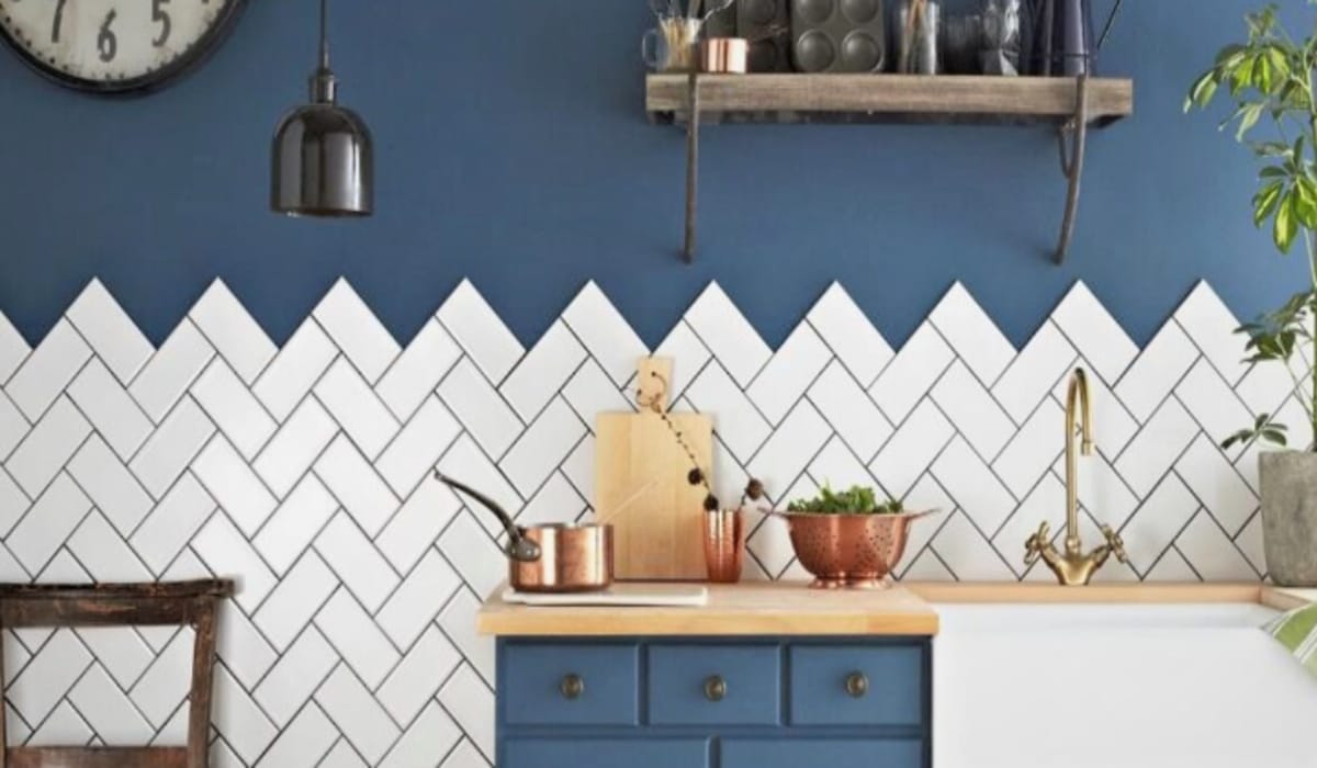 wall tiling kitchen